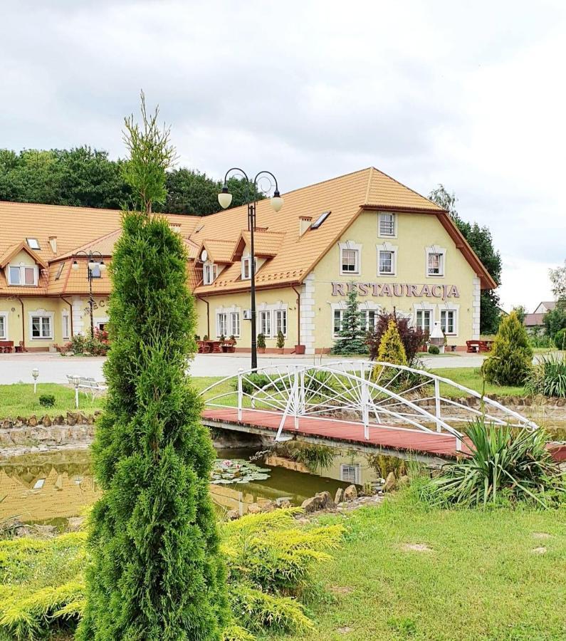 Willa Park Островец-Свентокшиский Экстерьер фото